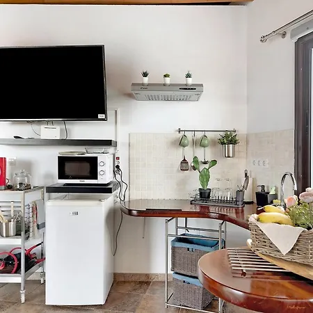 Guenia I Holiday home